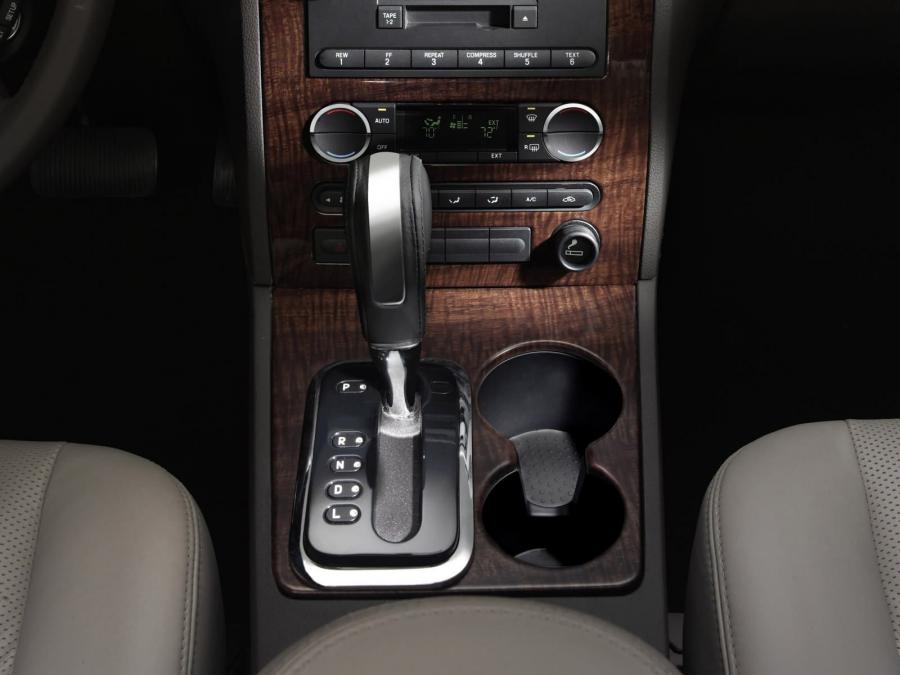  Ford Five Hundred SEL 2008 года  (фото 2 из 19)